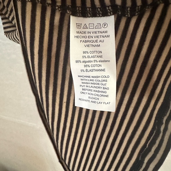 Michael Kors Black and White Sleeveless Cut-Out Blouse - Picture 4 of 7